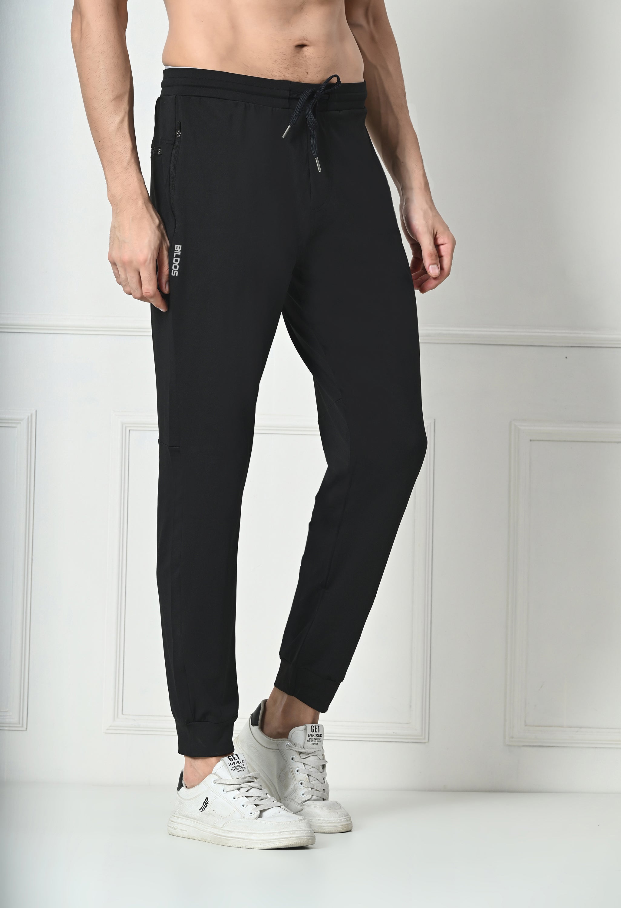 Bildos Super Stretchable Track Pant for Men with Zipper Pockets - Black