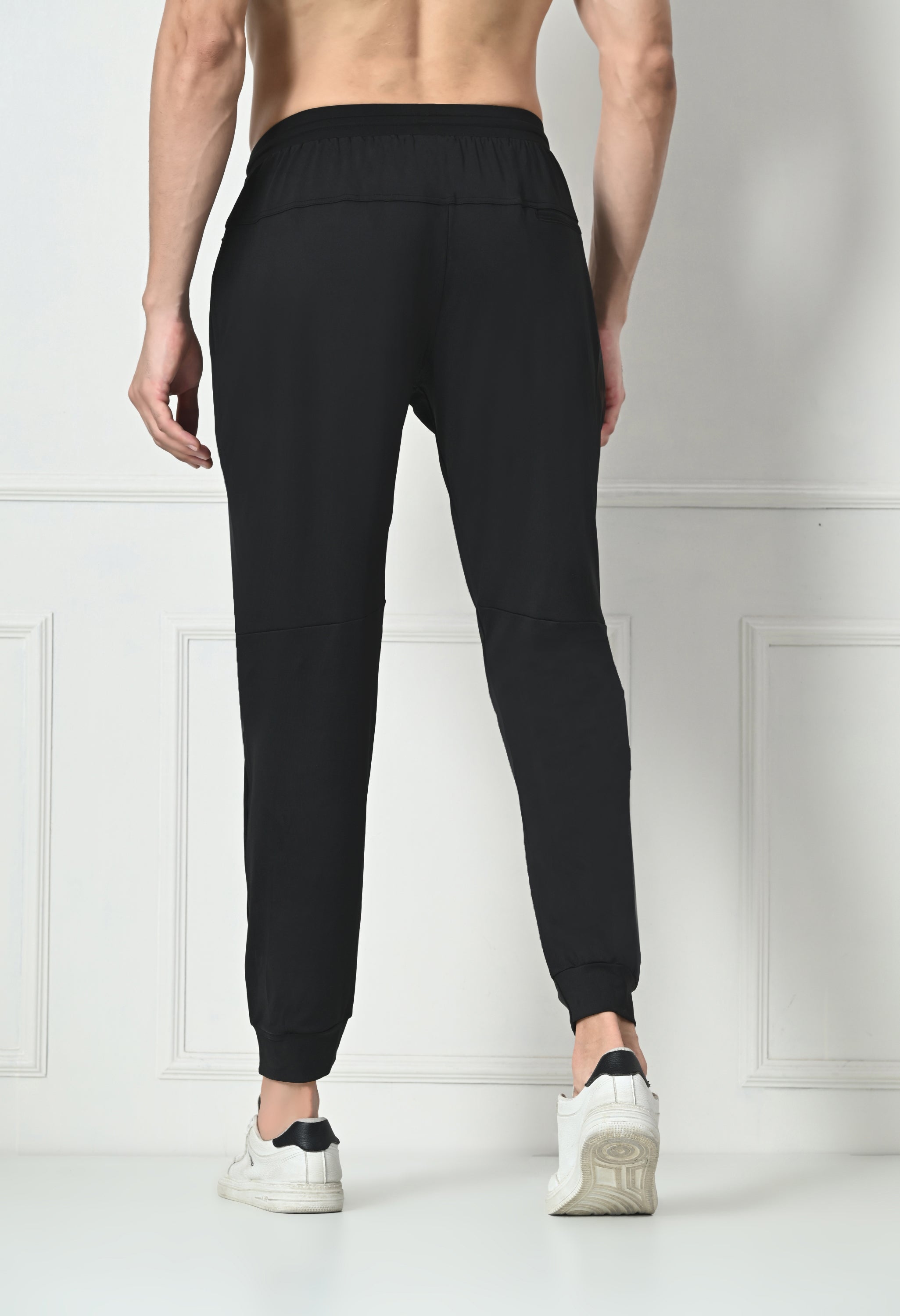 Bildos Super Stretchable Track Pant for Men with Zipper Pockets - Black