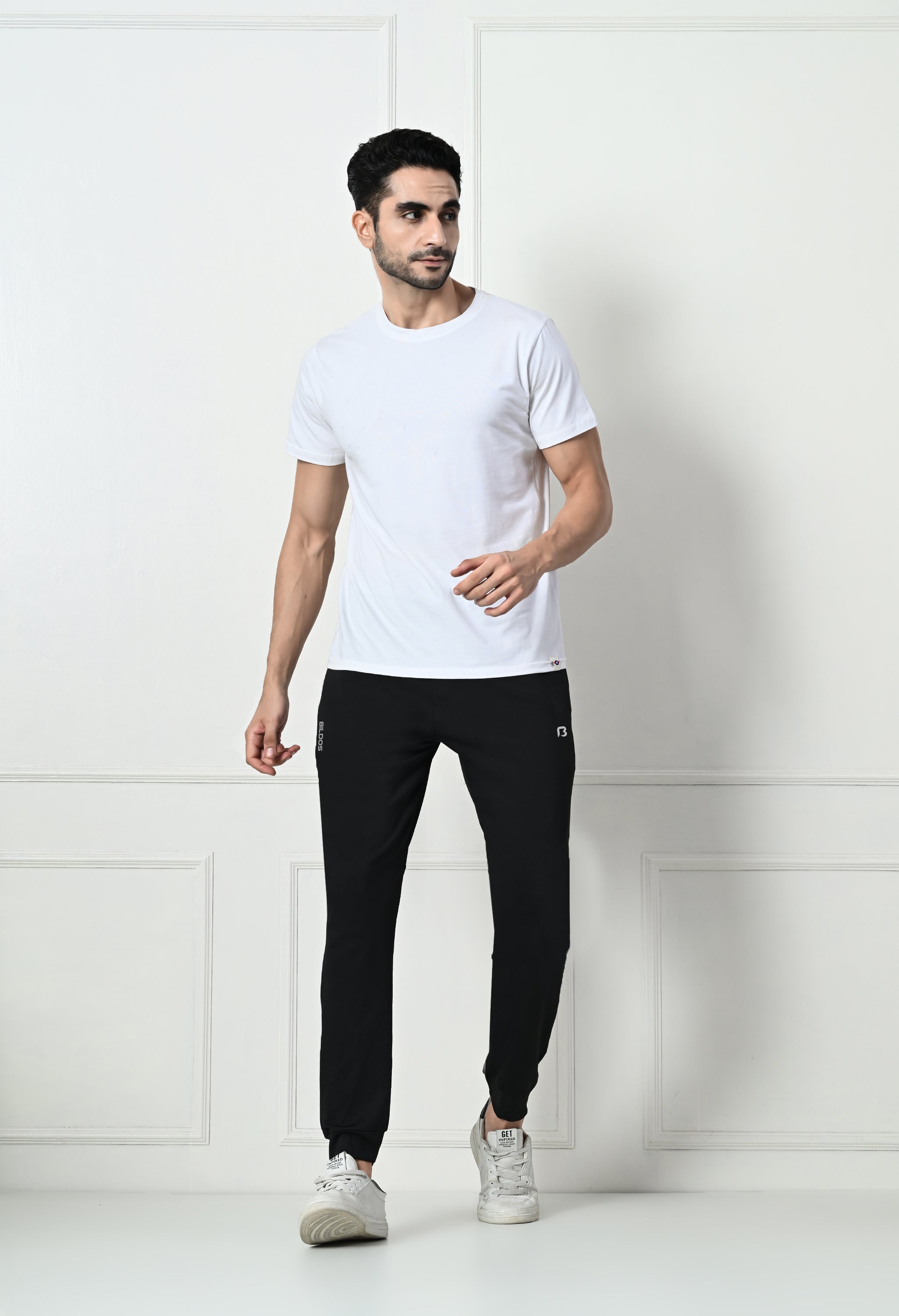 Bildos Super Stretchable Track Pant for Men with Zipper Pockets - Black
